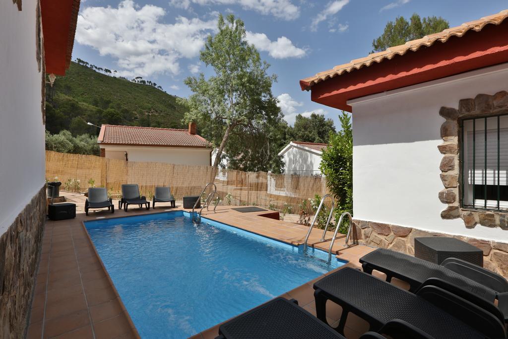 Apartamentos El Madronal Coto Rios Exterior photo