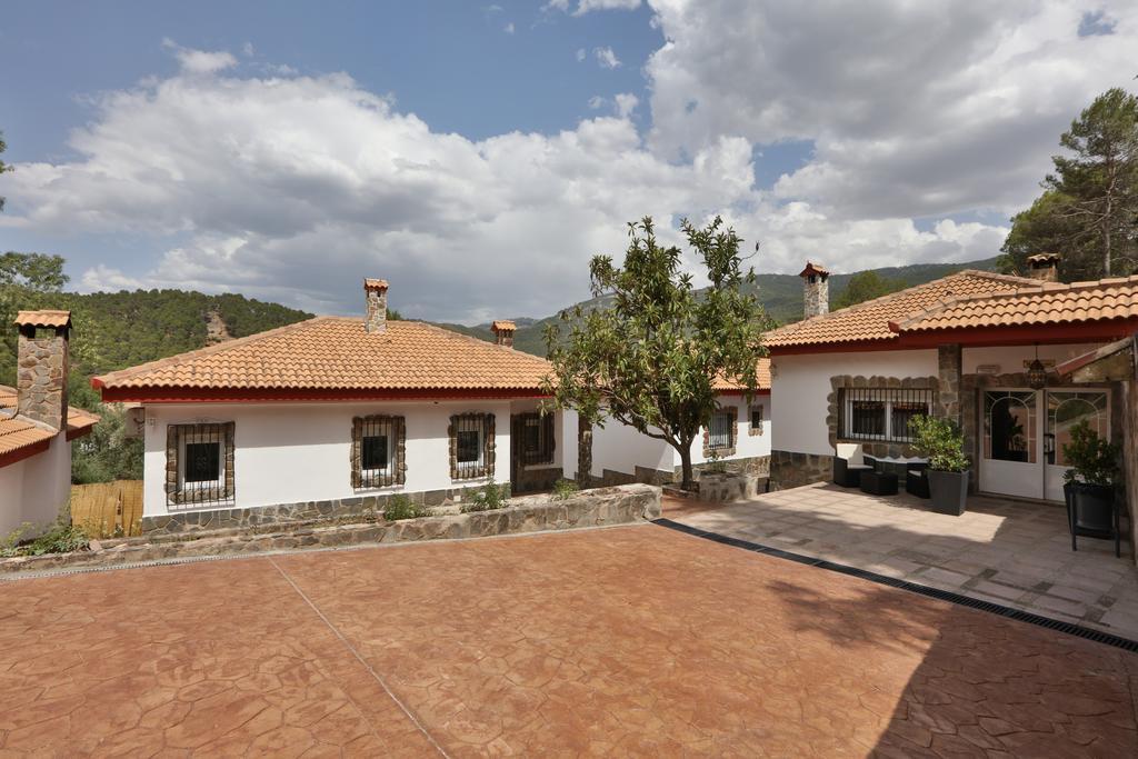 Apartamentos El Madronal Coto Rios Exterior photo