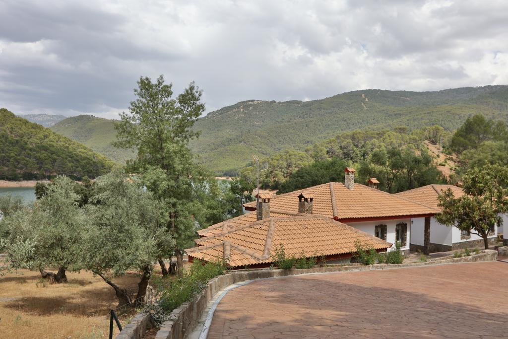 Apartamentos El Madronal Coto Rios Exterior photo