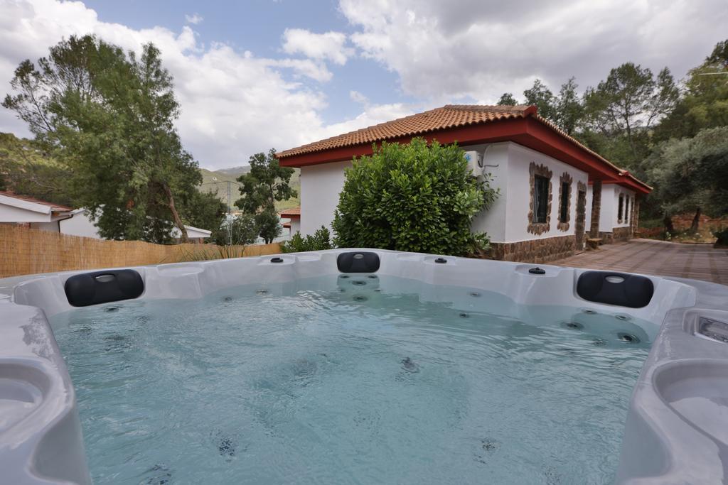 Apartamentos El Madronal Coto Rios Exterior photo